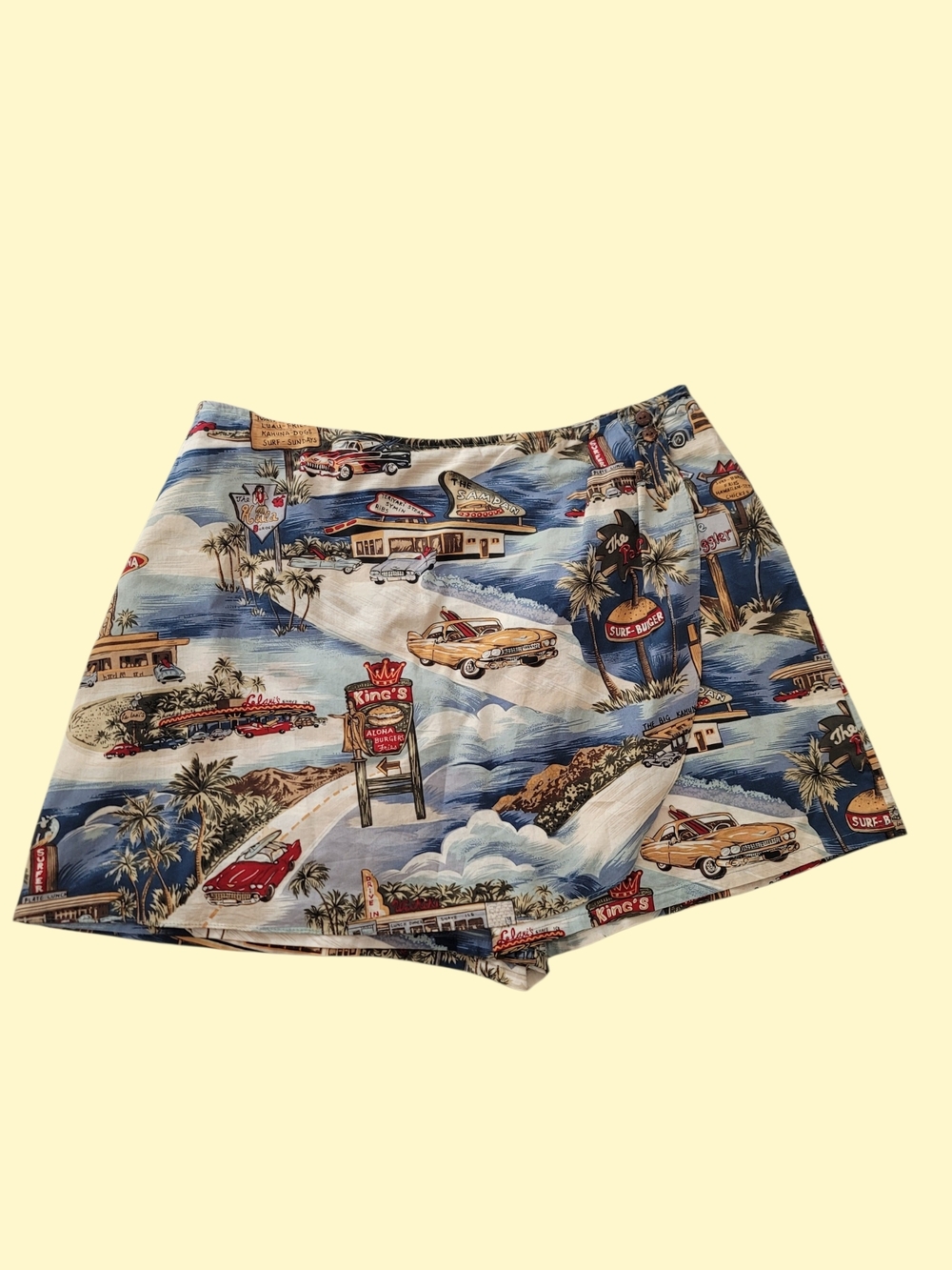 Hilo Hattie Size Large Skort Island Aloha Burger Waikiki Beachfront Skirt Shorts